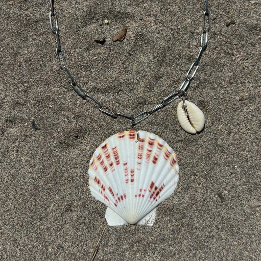 Collier Aella